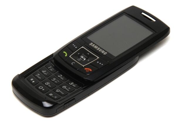 Samsung E250. Photo / Gizbot.com