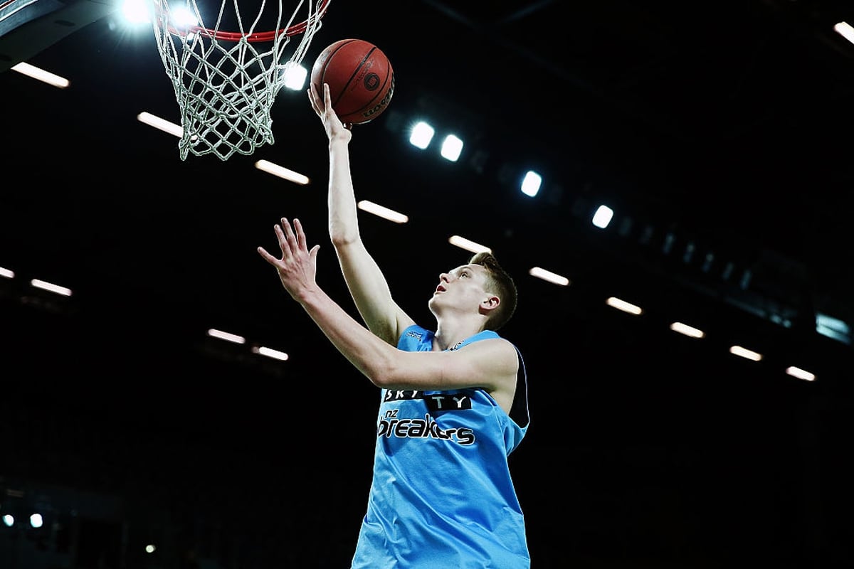 Basketball: Junior Tall Blacks push France close