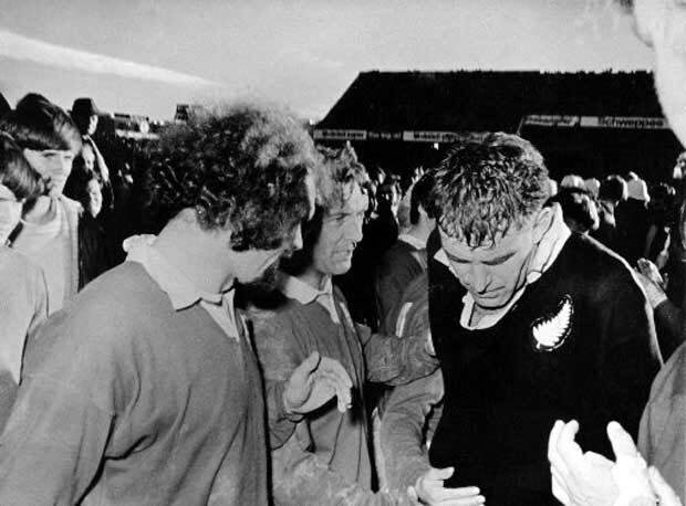 Colin Meads walks from the field following a 1971 defeat to the Lions.