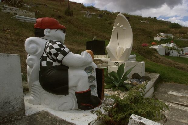 The statue and sculpture that were placed at Billy T James' grave at Taupiri near Hamilton. Photo / Nicola Topping