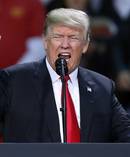 Fox News Channel media critic Howard Kurtz's upcoming book reveals colorful anecdotes about the Trump administration. Photo / Ap 