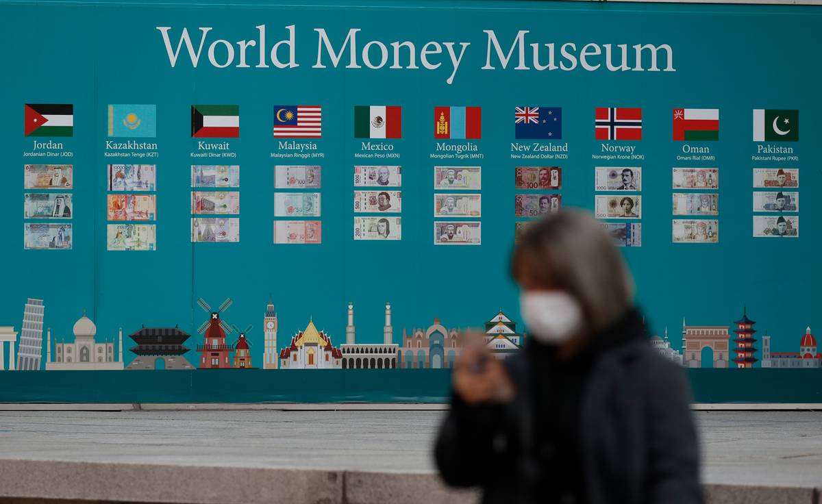 Nz Dollar Falls Amid Heightened Oil Coronavirus Volatility Nz
