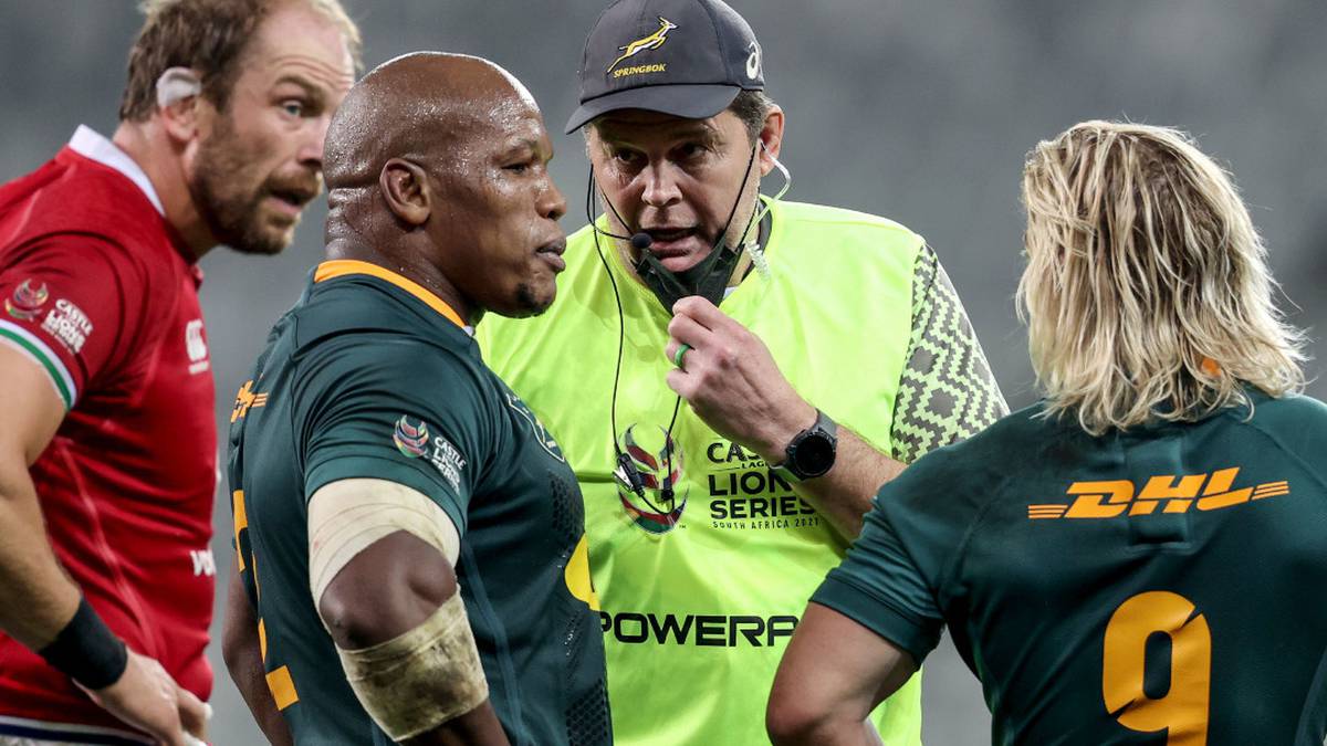 Rugby: Direktur rugby Springboks Rassie Erasmus mendapat skors karena video rant