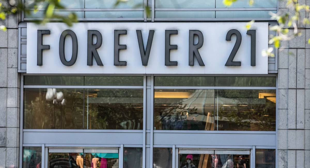 Forever 21 Files For Bankruptcy Will Close 350 Stores Nz Herald