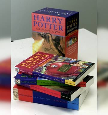Whitcoulls Top 100 Harry Potter Series Tops The Charts Once