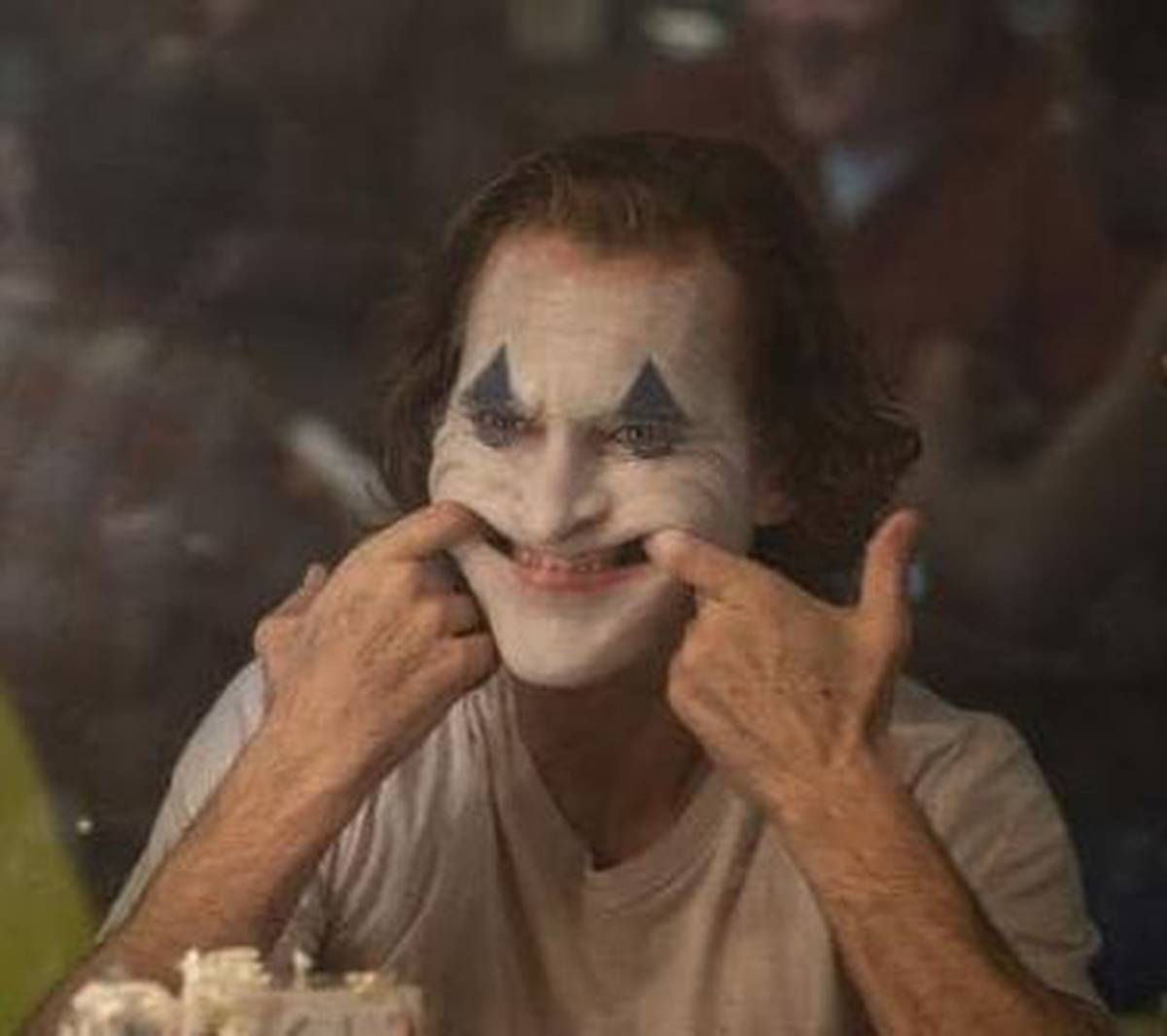 Joker Movie Controversy Explaining Both Sides Of Joaquin