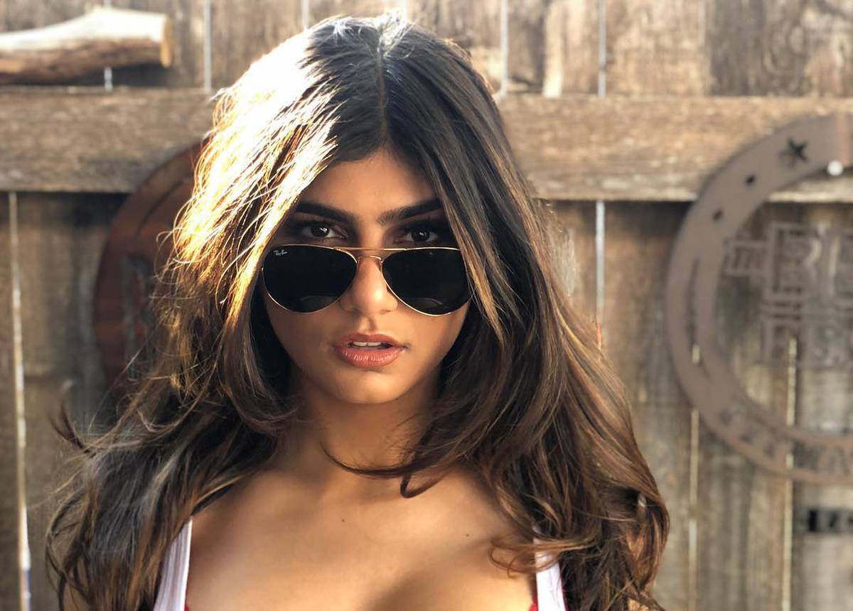 X Sexy Video Bathroom School Kompoz Me - Mia Khalifa is still the highest searched star on Pornhub despite ...