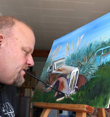 Northland Mouth Artist Kevin Griffiths S Painting Part Of