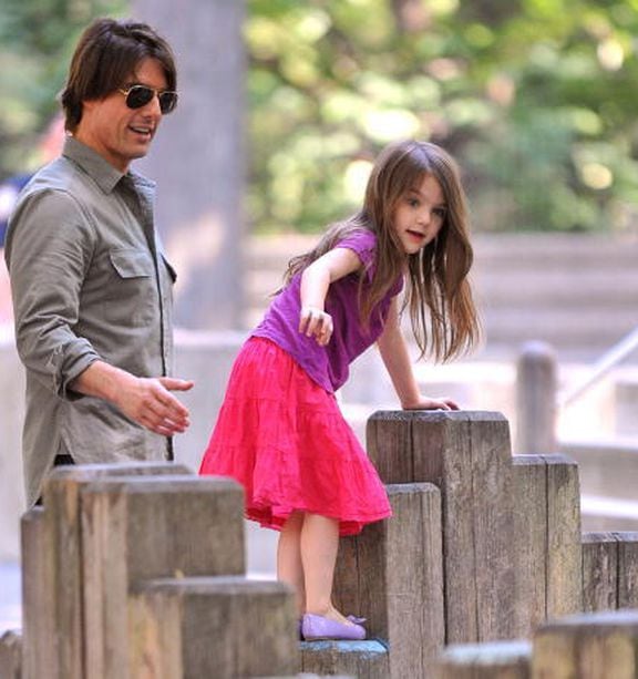 Tom Cruise cut daughter Suri from Christmas card, Brooke Shields reveals -  NZ Herald