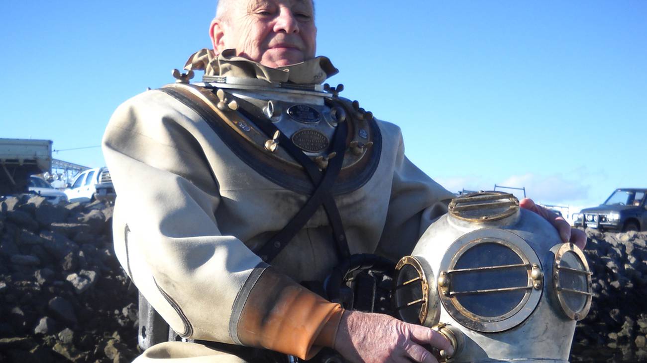 Hard hat diving it's a gas NZ Herald