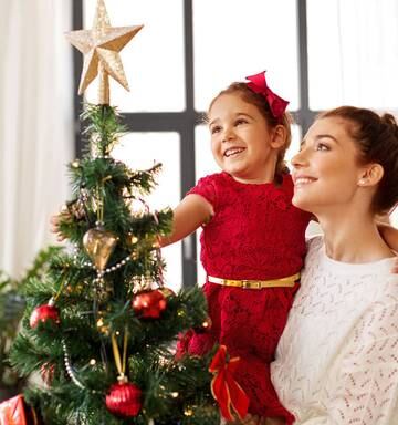 Mums Say Putting Your Christmas Tree Up Before December Means You
