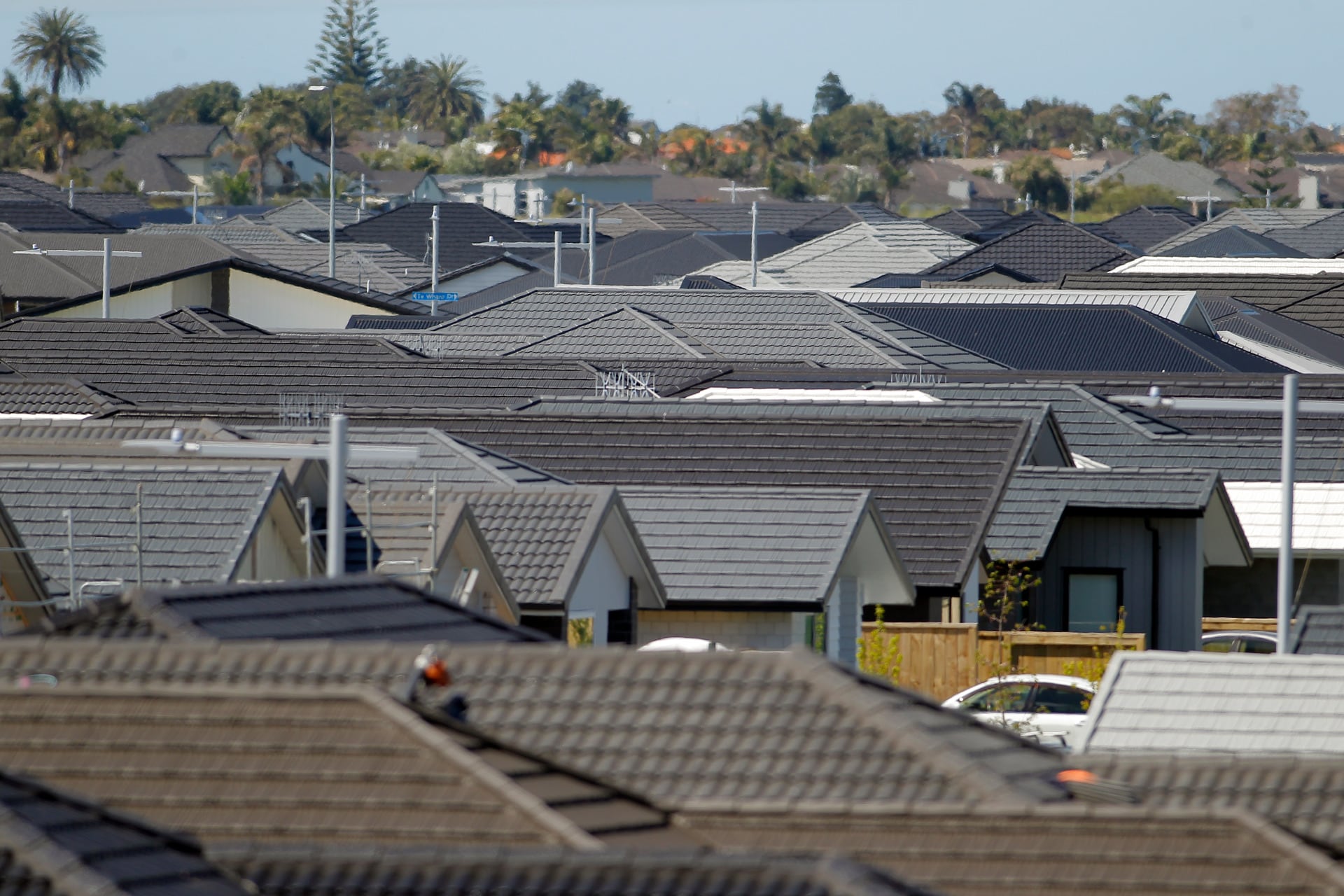 REINZ data: Auckland house prices drop $25,000, sales fall 46%