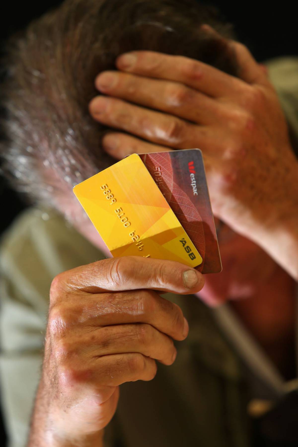 Gambling On The Bank New Zealand Behind On Credit Card