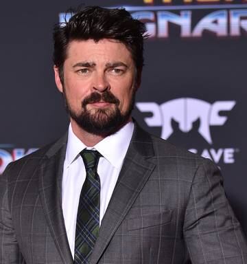 Kiwi Karl Urban To Star In New Superhero Show The Boys Nz Herald