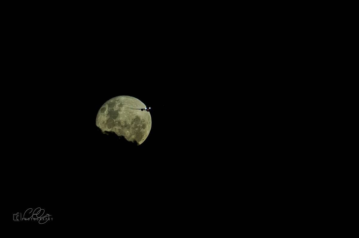 Your photos of the supermoon NZ Herald