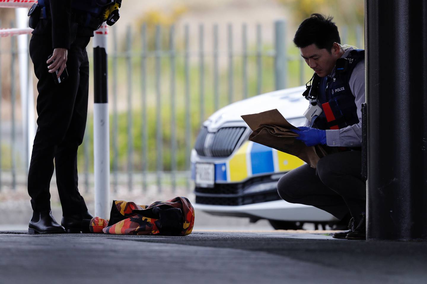 Police investigate a suspected stabbing at the Albany Bus Station. Photo / Dean Purcell