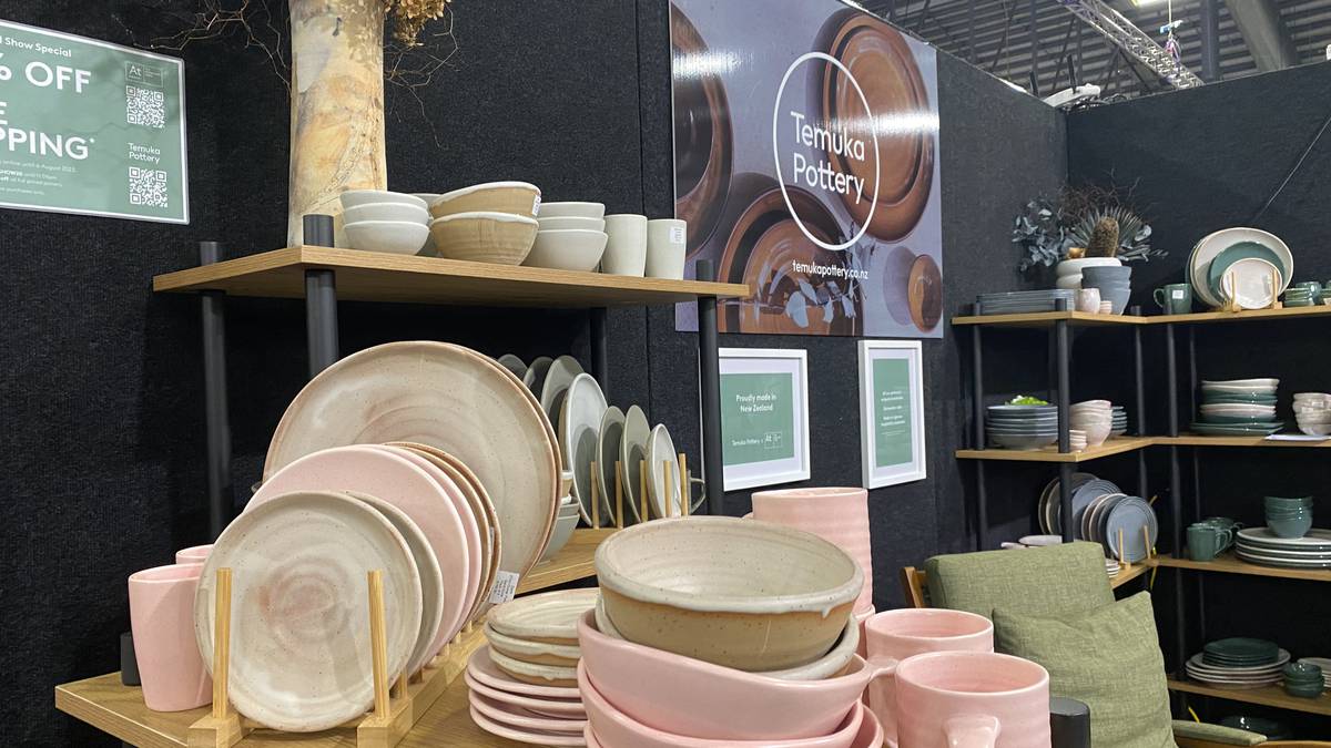 MAŁY BIZNES: Temuka Pottery kontynuuje swoje dziedzictwo w branży ceramicznej