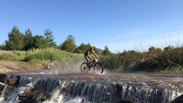 Rotorua's Sam Osborne on his way to a win at Xterra Mexico. Photo / Supplied