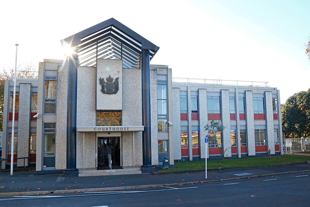 Family Give Evidence In Whanganui Murder Trial Nz Herald