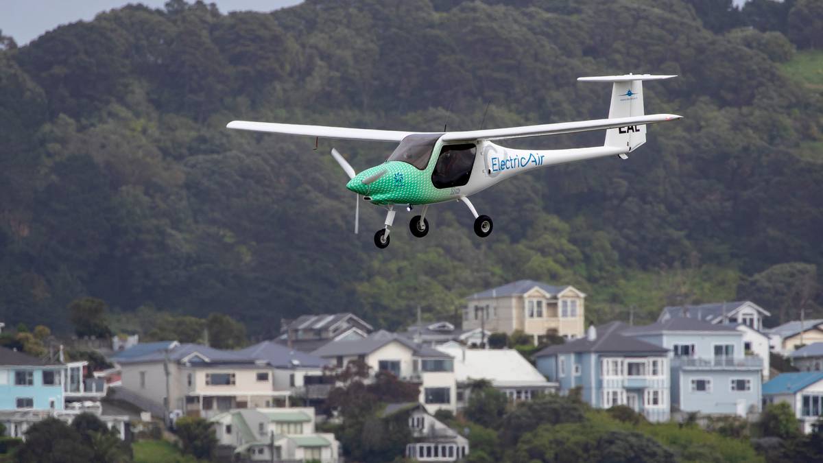 New Zealand&#39;s first electric plane flight across Cook Strait set for  take-off - NZ Herald