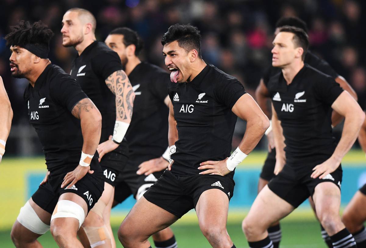 Команда регби Maori all Blacks Haka