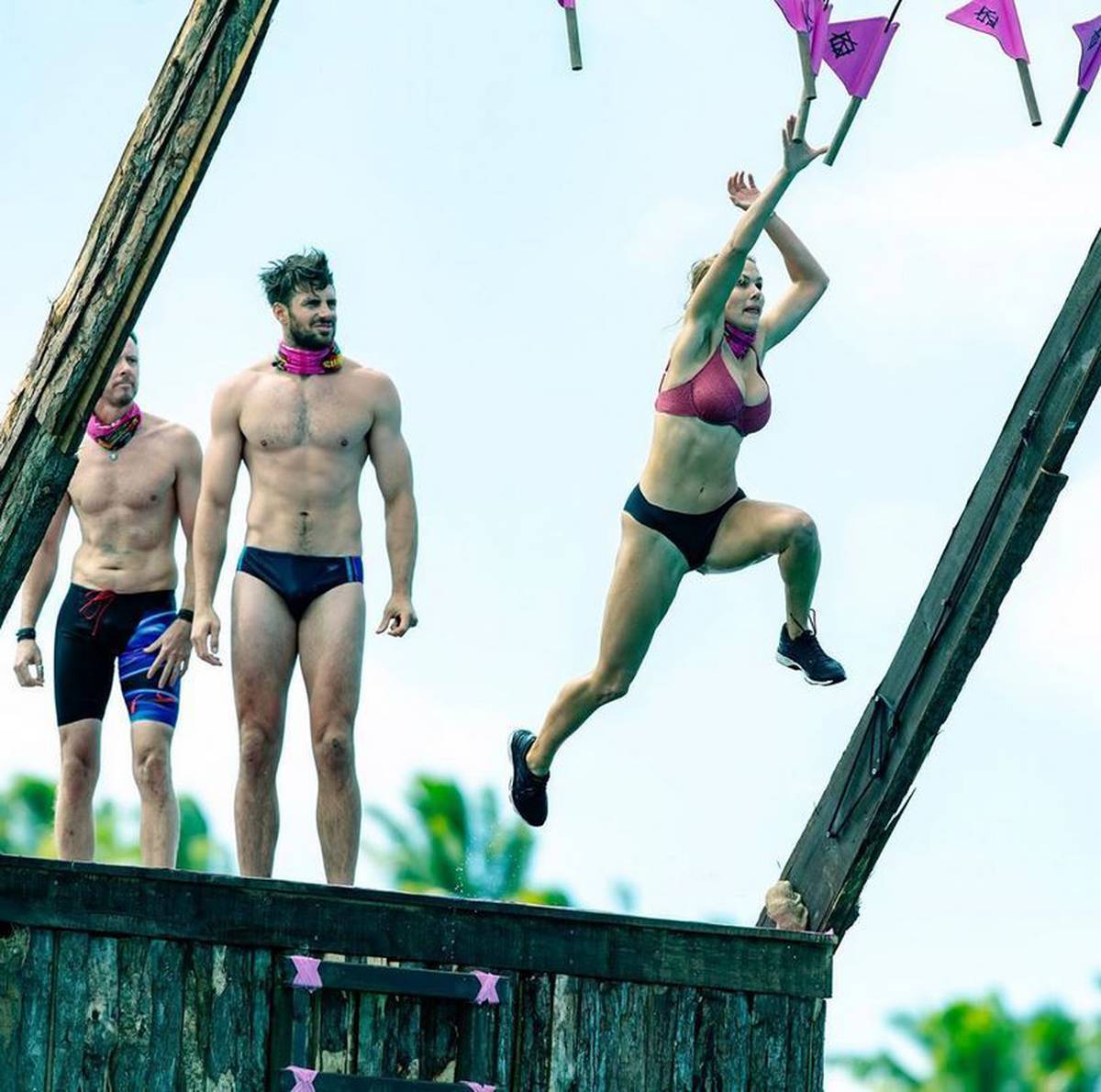 Australian Survivor S Sam Explains Skimpy Bikini There Was A