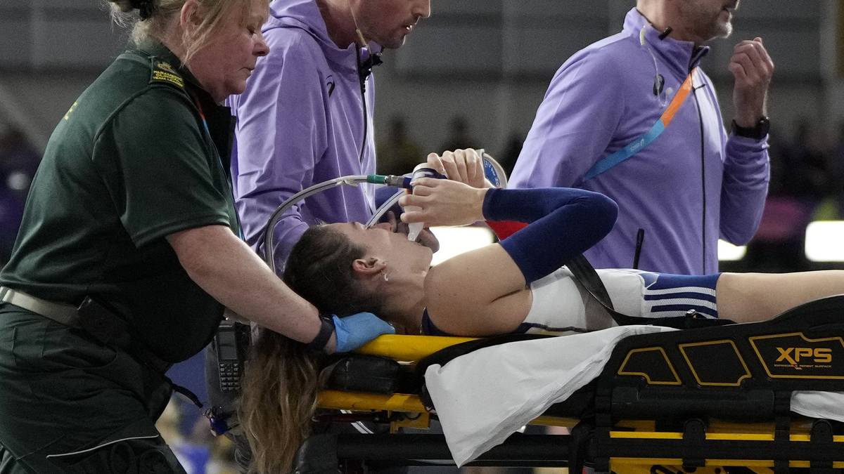 Francuska skoczka o tyczce Margot Chevrier doznała strasznego złamania kostki podczas halowych mistrzostw świata IAAF