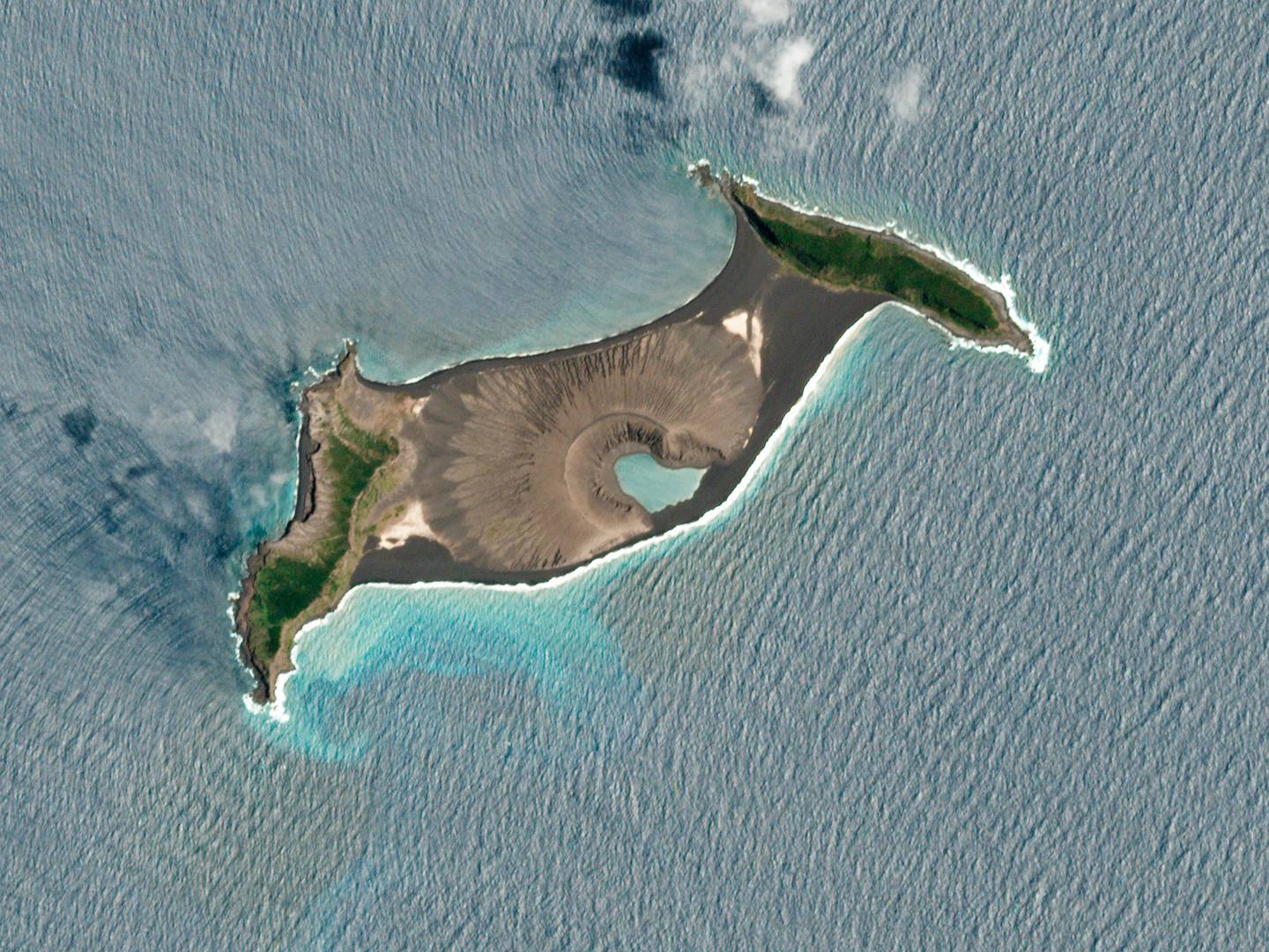 Tonga eruption Shocking images show Hunga TongaHunga…