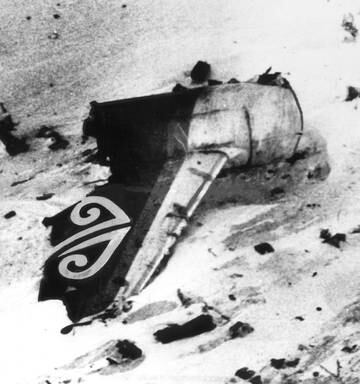 The Day Air New Zealand Flight Te901 Crashed Into Mt Erebus In Antarctica Nz Herald