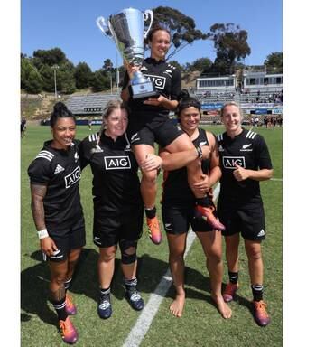 Black Ferns England Go Down To New Zealand In Women S Rugby Super