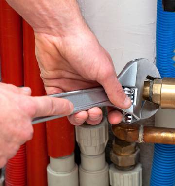 Plumber Fined After Hot Water Cylinder Explodes Nz Herald