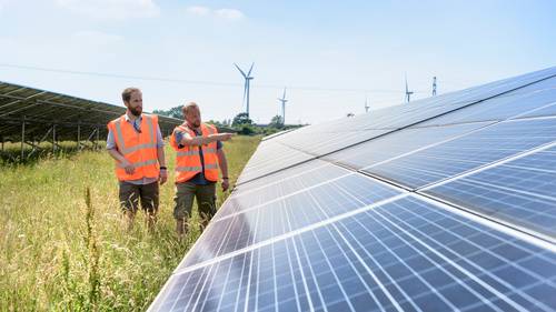 Heat Goes On Solar Firm To Meet Demand Nz Herald