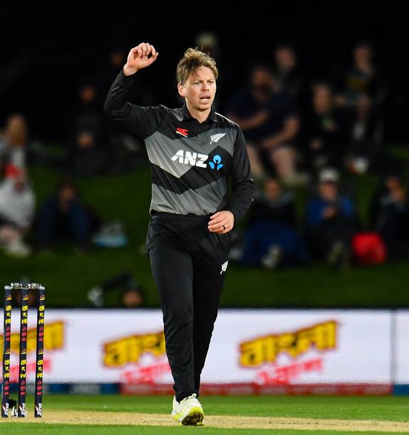 Cricket: Michael Bracewell's bowling could be power play for Black Caps at  T20 World Cup - NZ Herald