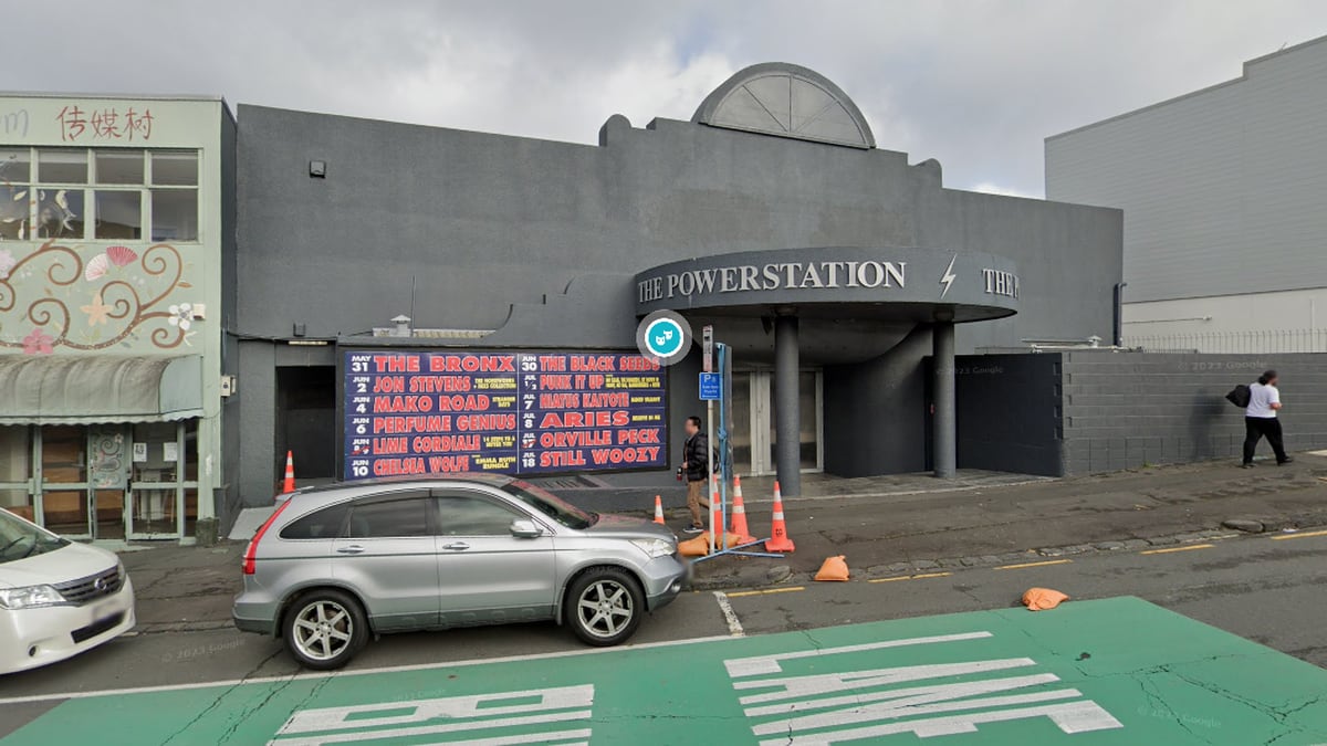 Auckland's Powerstation venue owner accused of humiliating concertgoer for  waiting too long for Lauren Spencer-Smith show - NZ Herald