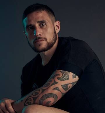 Jennifer Danns 12 Questions With All Black Tj Perenara Nz