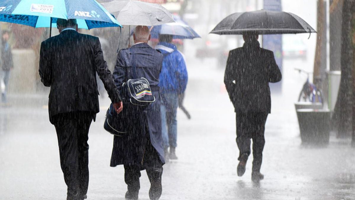 Weather: Heavy rain and strong winds to ease in Northland, Auckland