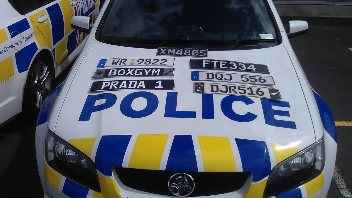 Police warn buyers on cheaper fake licence plates - NZ Herald