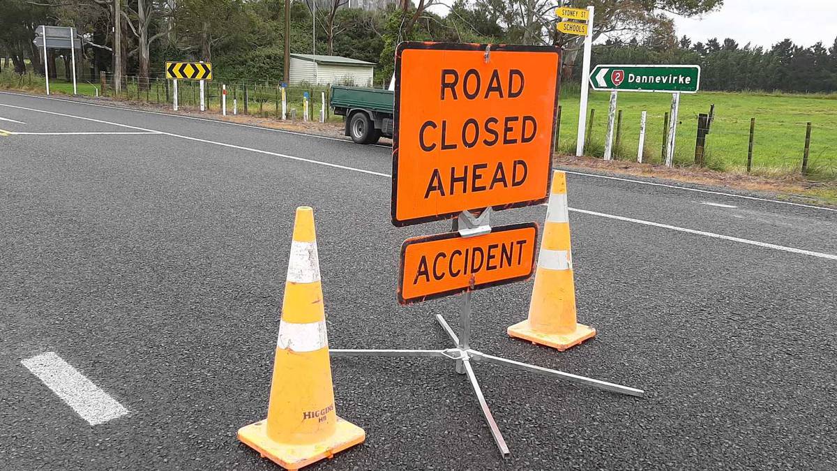 Three dead after a car and truck collided in Central Hawk Bay