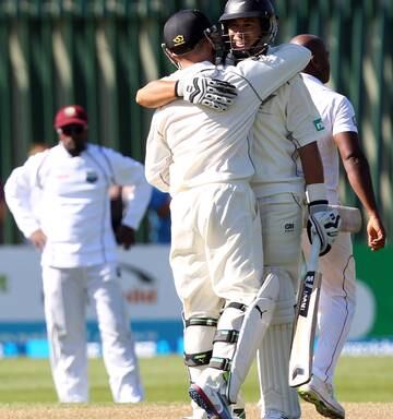 Cricket Duo Bury Tough Year In Style Nz Herald