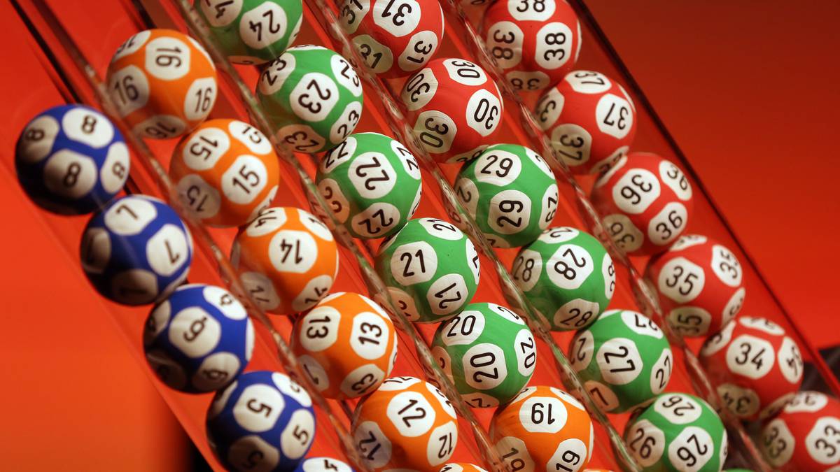 Padre de Melbourne descubre premio de lotería de $21 millones después del turno de la mañana