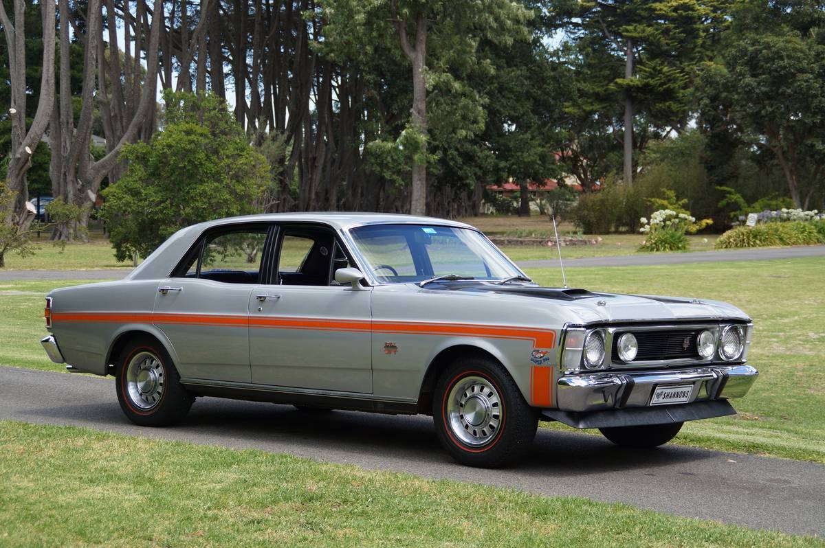 Muscle Cars From 60s And 70s Face Off At February Shannons