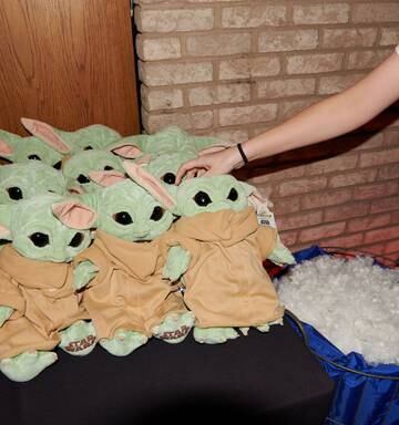 Baby Yoda Toys Are Finally Arriving Sure They Missed Christmas