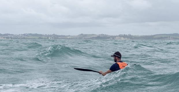 Viakobi King and Queen of the Harbour winner Andy Mowlem hurtles downwind.