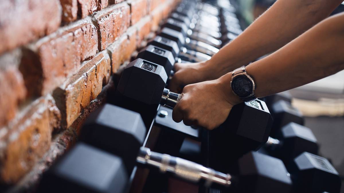 Neue Universitätsstudie zeigt, wie man für ein besseres Muskelwachstum weniger Zeit im Fitnessstudio verbringt