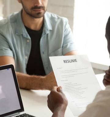 Career Expert Reveals Common Resume Lies And How You Could