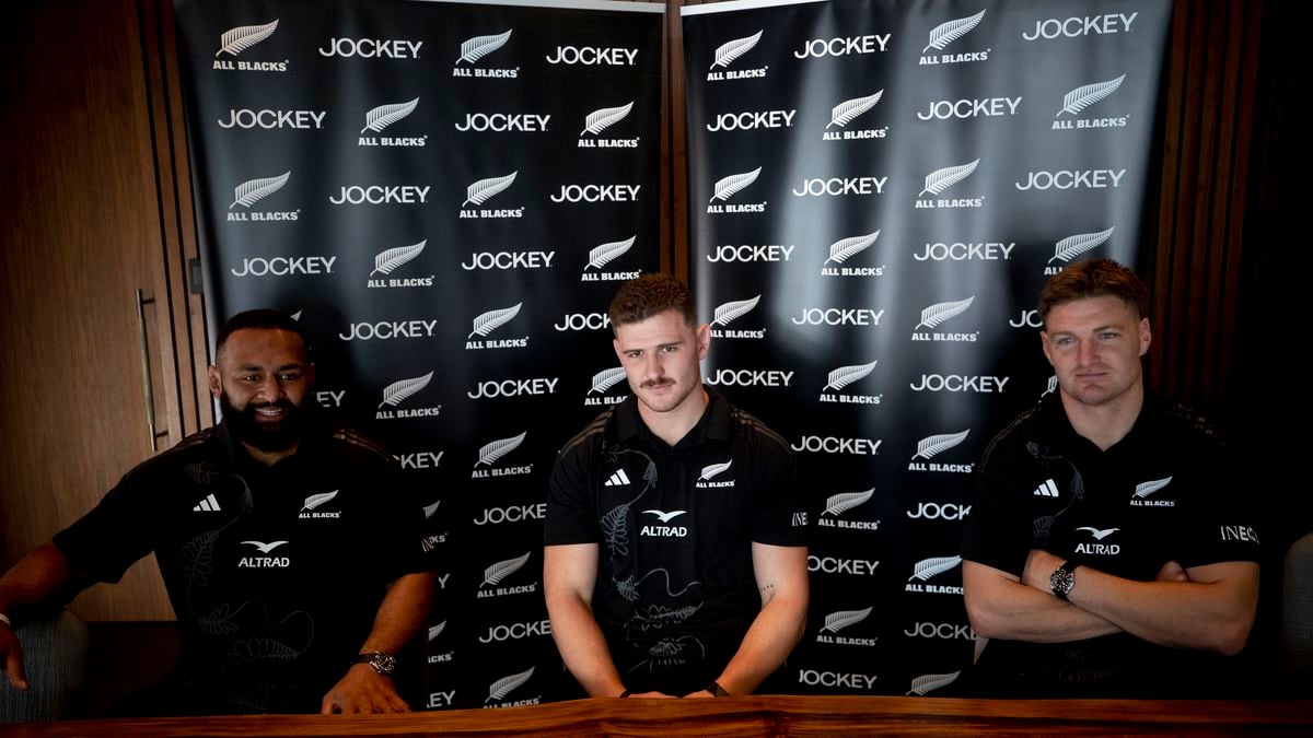 All Blacks Jordie Barrett, Dalton Papale i George Bauer rozmawiają o diecie bezwęglowodanowej podczas sesji w Photoshopie i „odrobinie żarcia” każdego członka drużyny