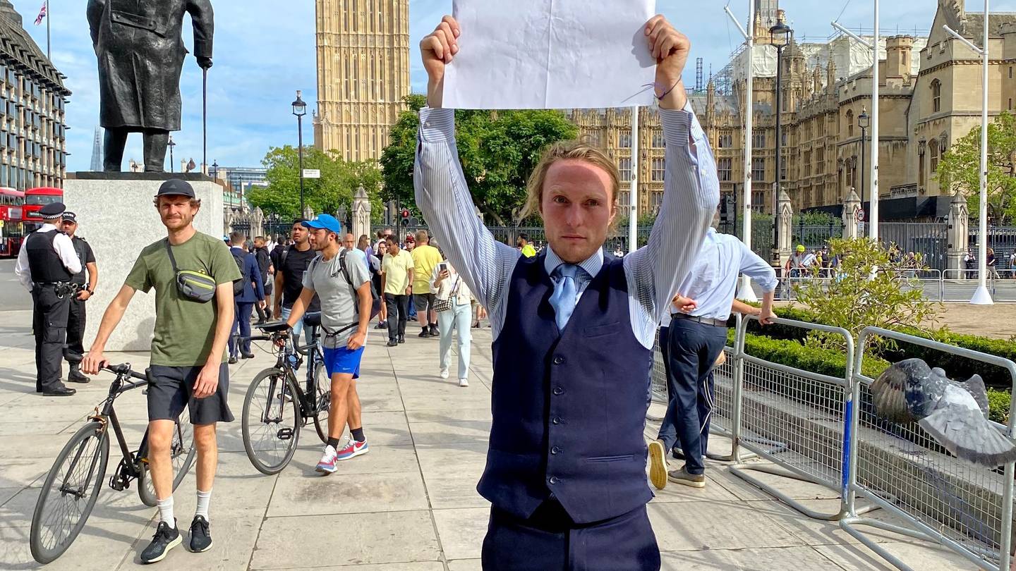Paul Powlesland takes his voice and a blank piece of paper to protest the ascension of King Charles III and what he sees as unjust arrest of some anti-monarchy protesters. Photo / Cherie Howie
