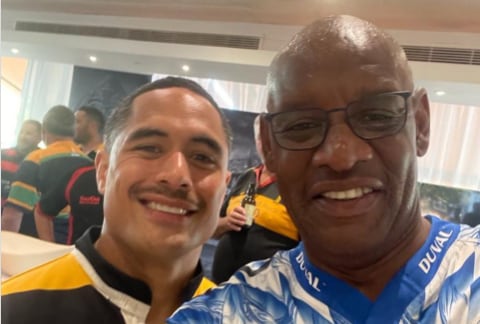 Photo of Shaun Wallace, le « Dark Destroyer » du Chase, rencontre le All Black Aaron Smith avant la Coupe du monde de rugby