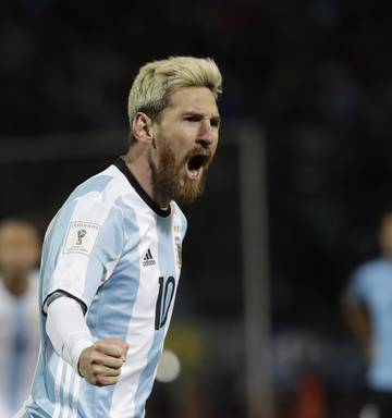 Football Messi Reveals Why He Went Blonde Nz Herald