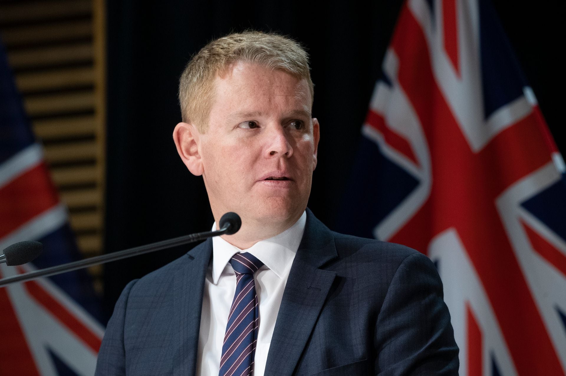 Covid 19 Delta outbreak: Chris Hipkins, Mike Hosking clash over NZ's return  to zero cases - NZ Herald